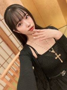 Minami Kozue 7